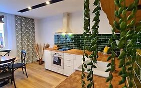 Uroczy Apartament Blisko Centrum - 10 Min Do Plazy